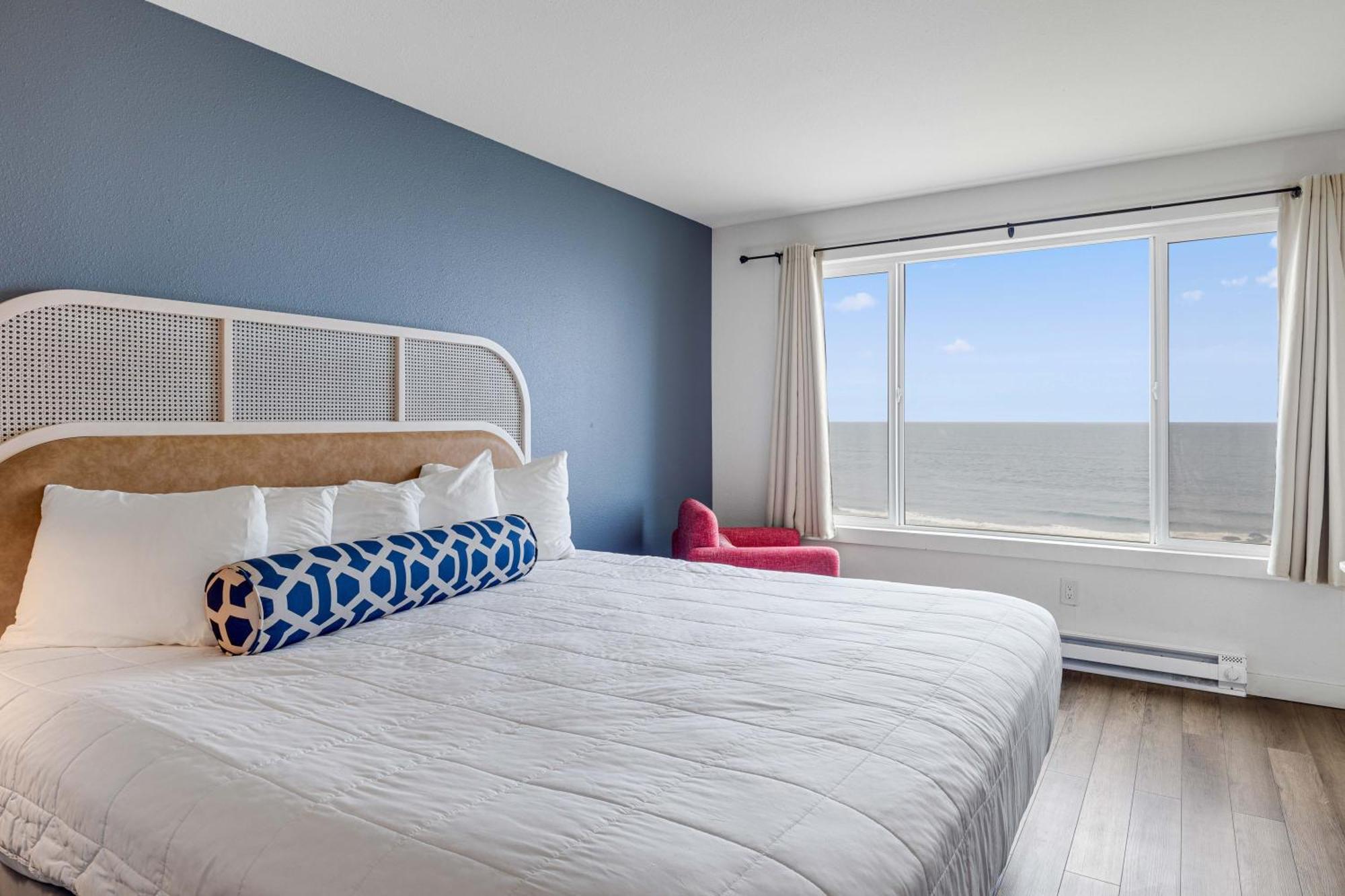 Seagull Beachfront Motel *